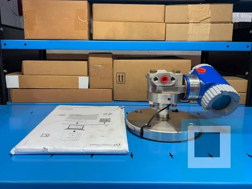 Foxboro IDP10-TF1B01C-L1 Intelligent Differential Pressure Transmitter — primary product image