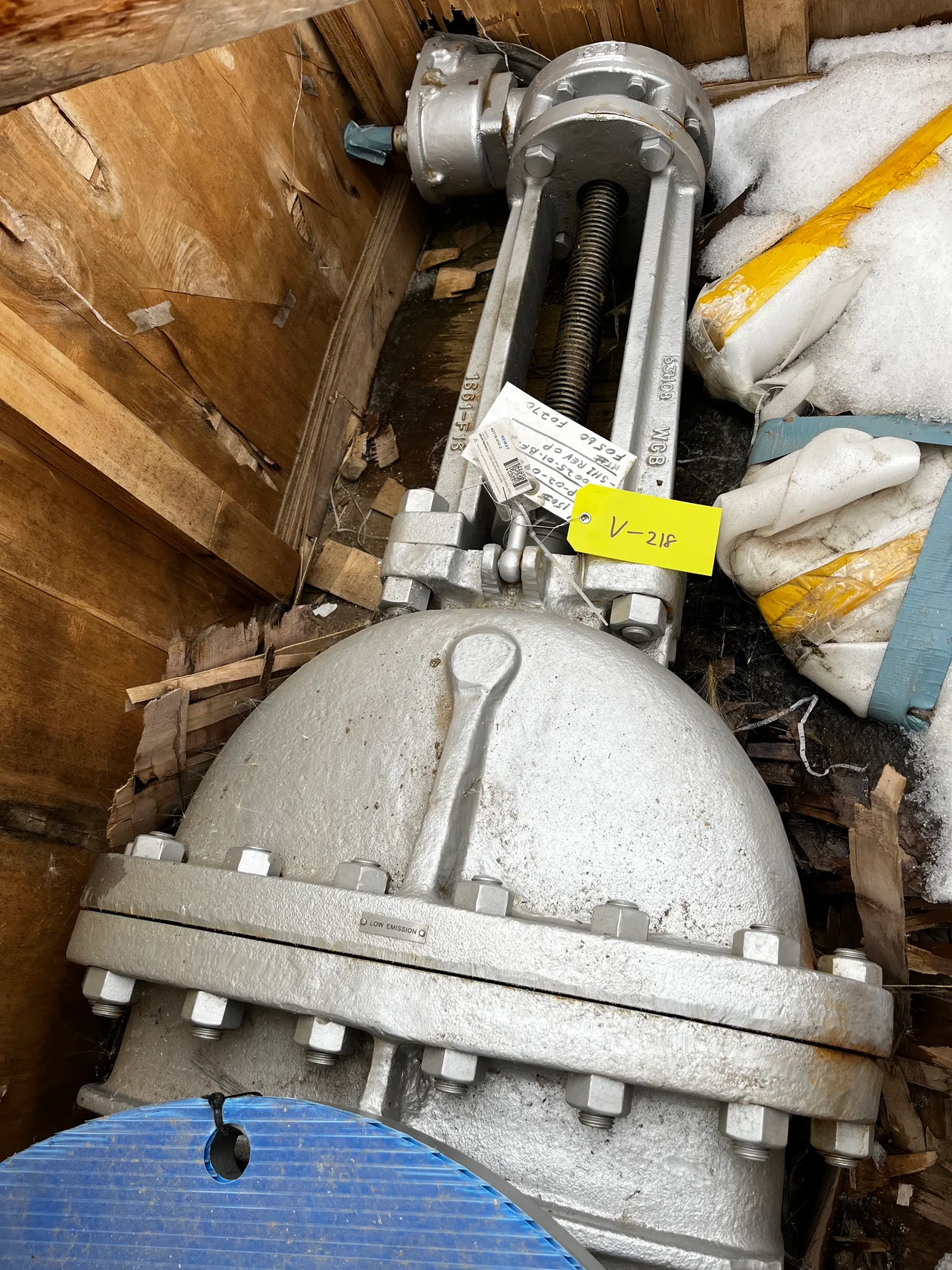 Emerson 16 Inch Class 150 Gear Operated Gate Valve ASTM A216 WCB — primary product image