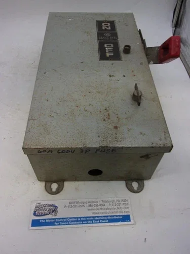 General Electric TH3362M Fusible Safety Switch — product image 2 of 9