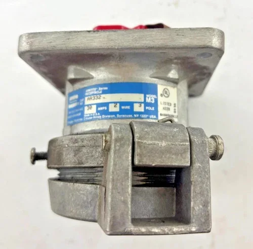 Crouse-Hinds AR332 30 Amp 2 Wire 3 Pole Arktite Receptacle — primary product image