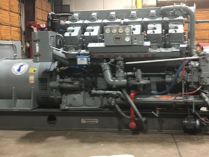 Waukesha 7042GU 800kW Natural Gas Generator Set — primary product image