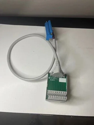 Allen-Bradley 1492-CABLE005B Pre-Wired Cable Assembly with 1492-IFM20FN Interface Module — primary product image