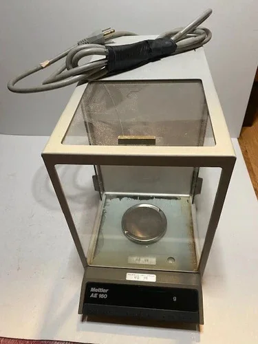 Mettler Toledo AE160 Analytical Balance — primary product image