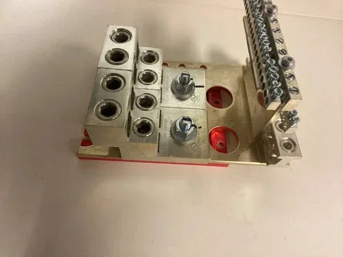 Schneider Electric Square D HCR12SNALCU Horizontal Copper Neutral Assembly — product image 2 of 4