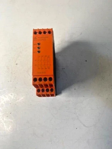 E. Dold & Söhne KG LG5925.48/61 Safemaster Emergency Stop Safety Relay Module — primary product image
