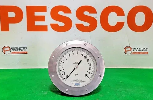 WIKA Type 732.25 6" Aluminum Case Differential Pressure Gauge, 0-15 psid — primary product image