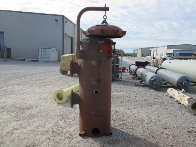 PECO Facet Series 55 Vertical Gas Coalescer Model 11280 — primary product image