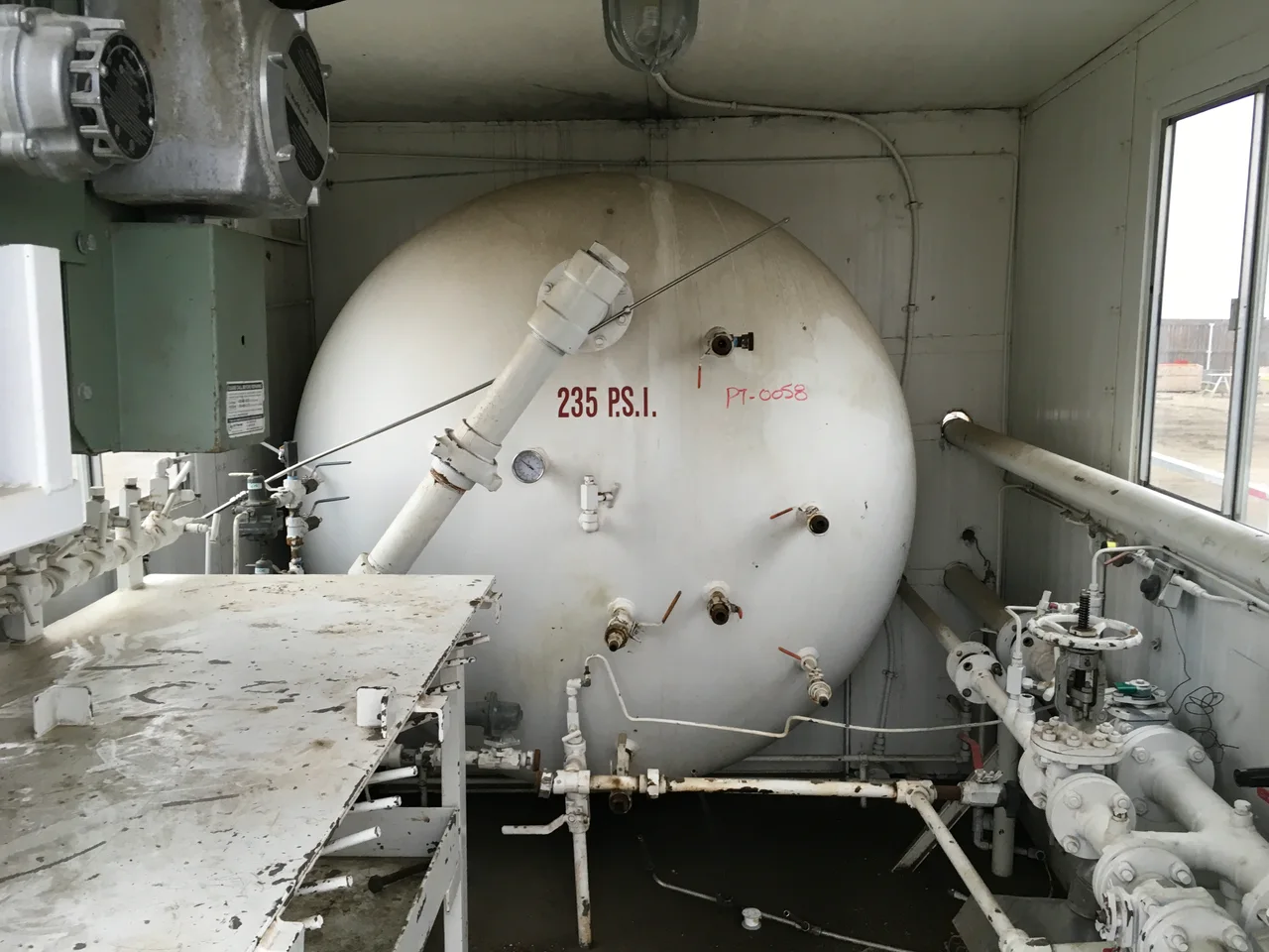 International Vessel Fabrication 6' x 20' Horizontal Separator Production Testing Unit — product image 9 of 13