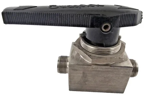 Swagelok SS-45S8 Stainless Steel 40 Series Ball Valve, 1/2 inch Tube Fitting — product image 4 of 7