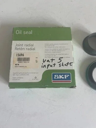 SKF 15696 Oil Seal and Sleeve Kit 1.563 x 2.623 x 0.75 Inch — product image 4 of 4