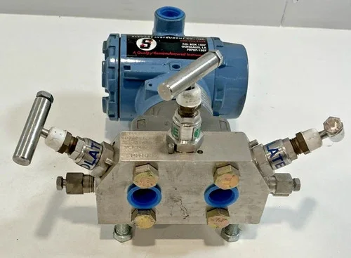 Rosemount 3051CG2A02A1AS5M5 Coplanar Gage Pressure Transmitter with Integral Manifold — product image 6 of 6