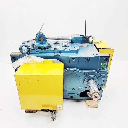 SEW-Eurodrive MC2PLHT05 Compact Gear Reducer 12.52:1 Ratio