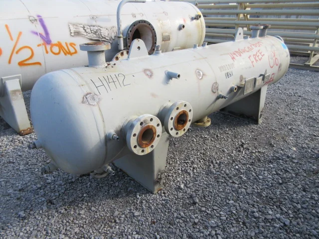 Allen Tank B21303-001 30" x 10' Horizontal 3-Phase Gas Separator