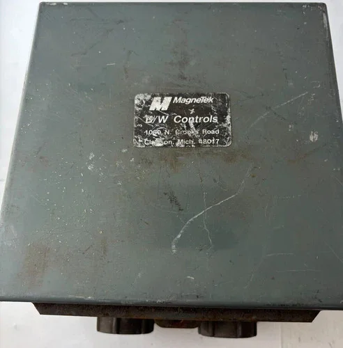 Magnetek B/W Controls 1500-C-L1-S4 Liquid Level Control Relay with Enclosure