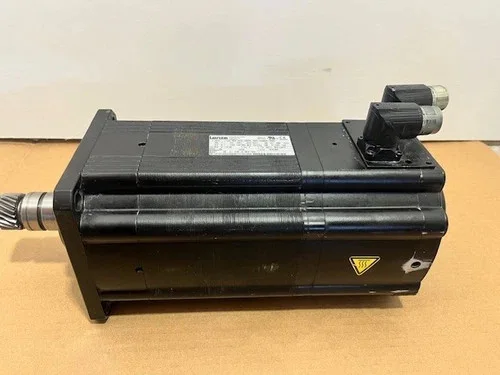 Lenze MCS 14L15-RS0P2-Z0F0-ST5S00N-R0SU Synchronous Servo Motor 3.6kW 1500RPM