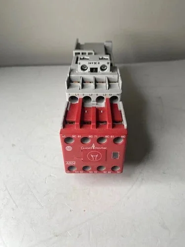 Allen-Bradley 100S-C23DJ14BC GuardMaster Safety Contactor