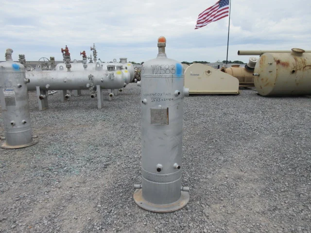 KW International 16" x 3' Vertical Blowcase Vessel