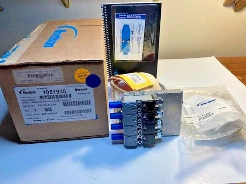 Nordson ClassicBlue 4-Module Low Profile Hot Melt Applicator Gun 1051935