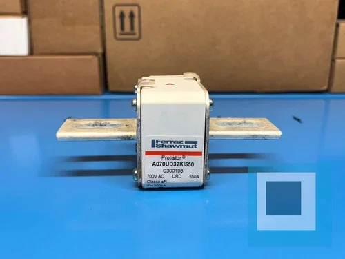 Ferraz Shawmut Protistor Fuse A070UD32KI550 700V AC 550A