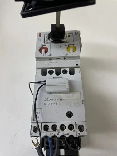 Moeller ZM-4-PKZ2 Manual Motor Protector with S-G-PKZ2 High Capacity Contact Module