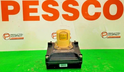 Westlock Controls Valve Position Monitor 2007X-BY-E10 with Beacon Indicator