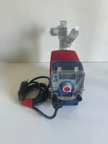 Iwaki Walchem E-Class Metering Pump EWN-C16VCURA 1GPH 150PSI PVC Head