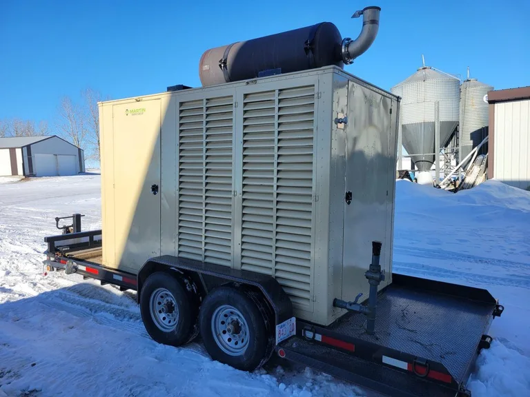 200 kW · 600 V Natural Gas Generator — Cummins 200 kW