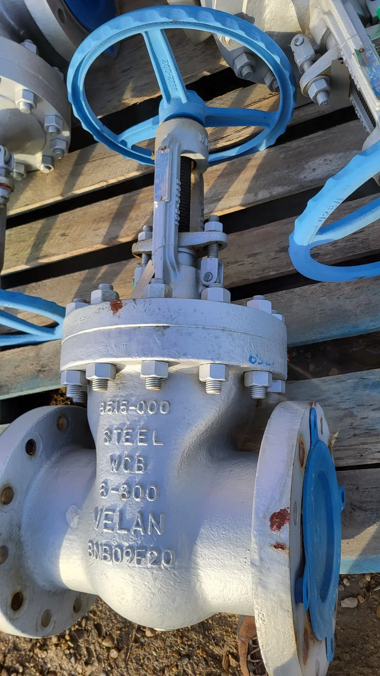 Velan 6-inch Class 300 Cast Steel Gate Valve F14-1064C-02TY