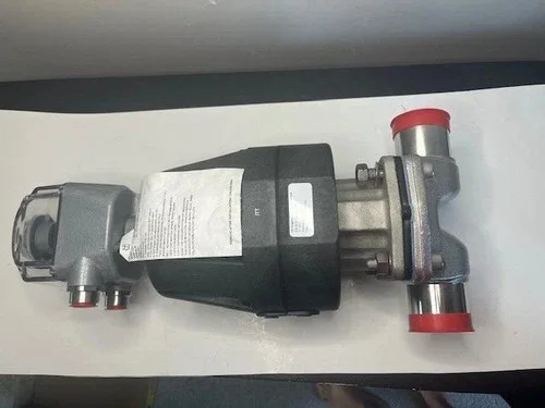 ITT Pure-Flo Advantage 2" Actuated Diaphragm Valve 2-F-428L-7-0-4-TM17-B217-LS78