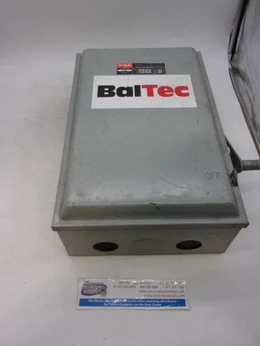 Federal Pacific Electric 7132 Safety Switch, 3P, Non-Fusible, 100A, 240V, NEMA 1