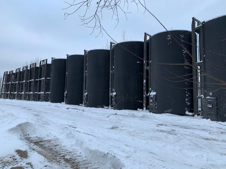 400 BBL Internally Coated Storage Tanks w/ Steam Coil